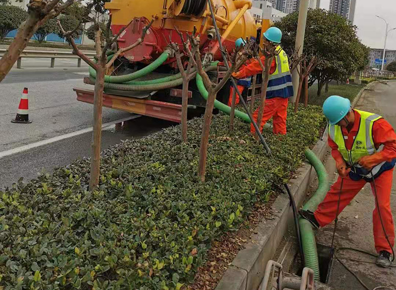 额济纳市政管道清淤